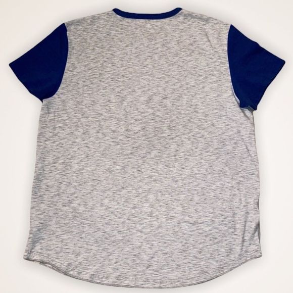 🦅 AEO Active Flex Gray Colour-Block Basic T-Shirt - Picture 2 of 9